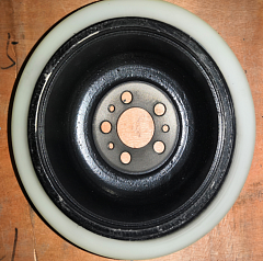 Колесо ведущее (230х75) для штабелера ES (1 шт для 1 модели) Колесо ведущее (230х75) для штабелера ES (1 шт для 1 модели)