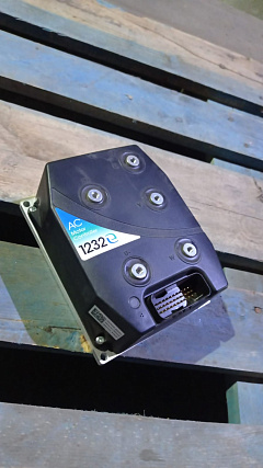 1 Контроллер движения для самоходного штабелёра CDDK-II (Drive Controller) 1 Контроллер движения для самоходного штабелёра CDDK-II (Drive Controller)